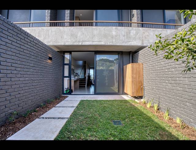 3 BEDROOM APARTMENT FOR SALE IN ZULULAMI LUXURY COASTAL ESTATE